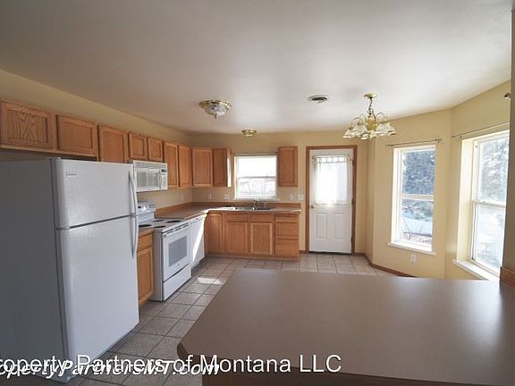 3rd image of 204 Show Pl APT D