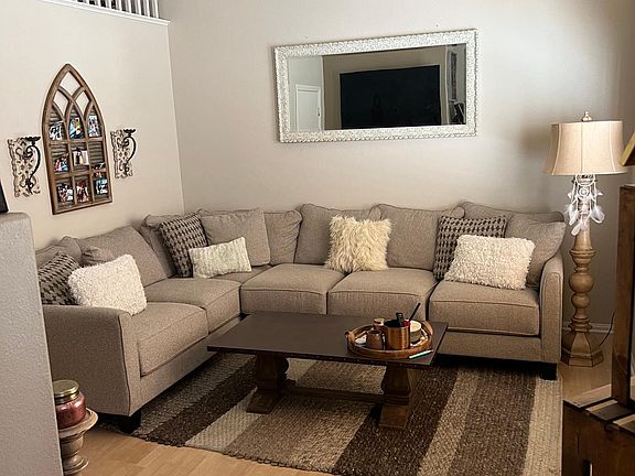 3rd image of 8246 Lemon Ave