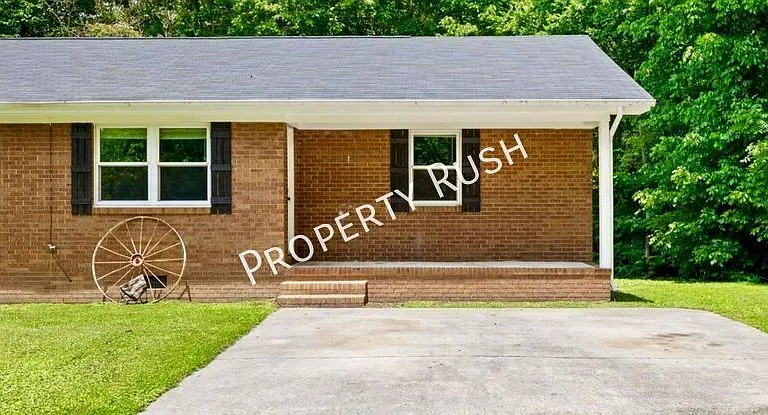 555 E Garden Farm Rd #B — Photo 2