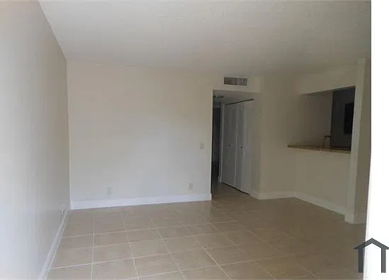 2 bed, 921 sqft, $2,490 — Photo 3