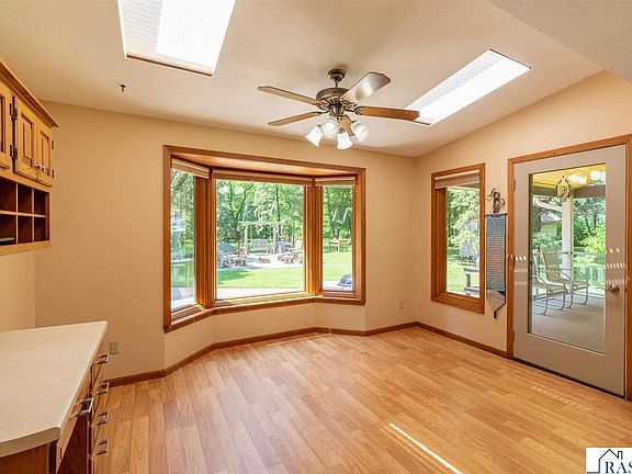 4th image of 13698 Maple Rd