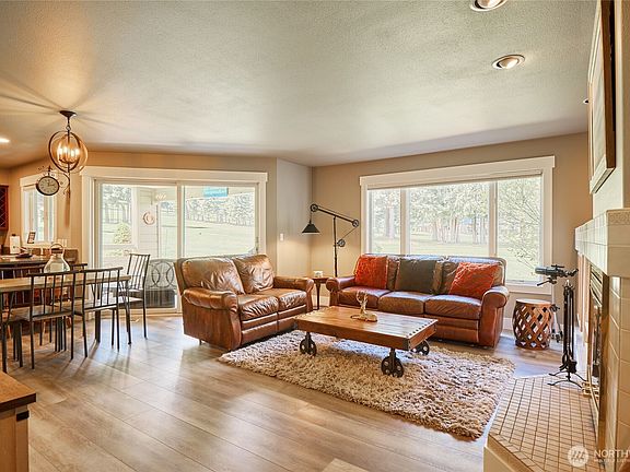 2nd image of 20795 Kahler Drive #H1