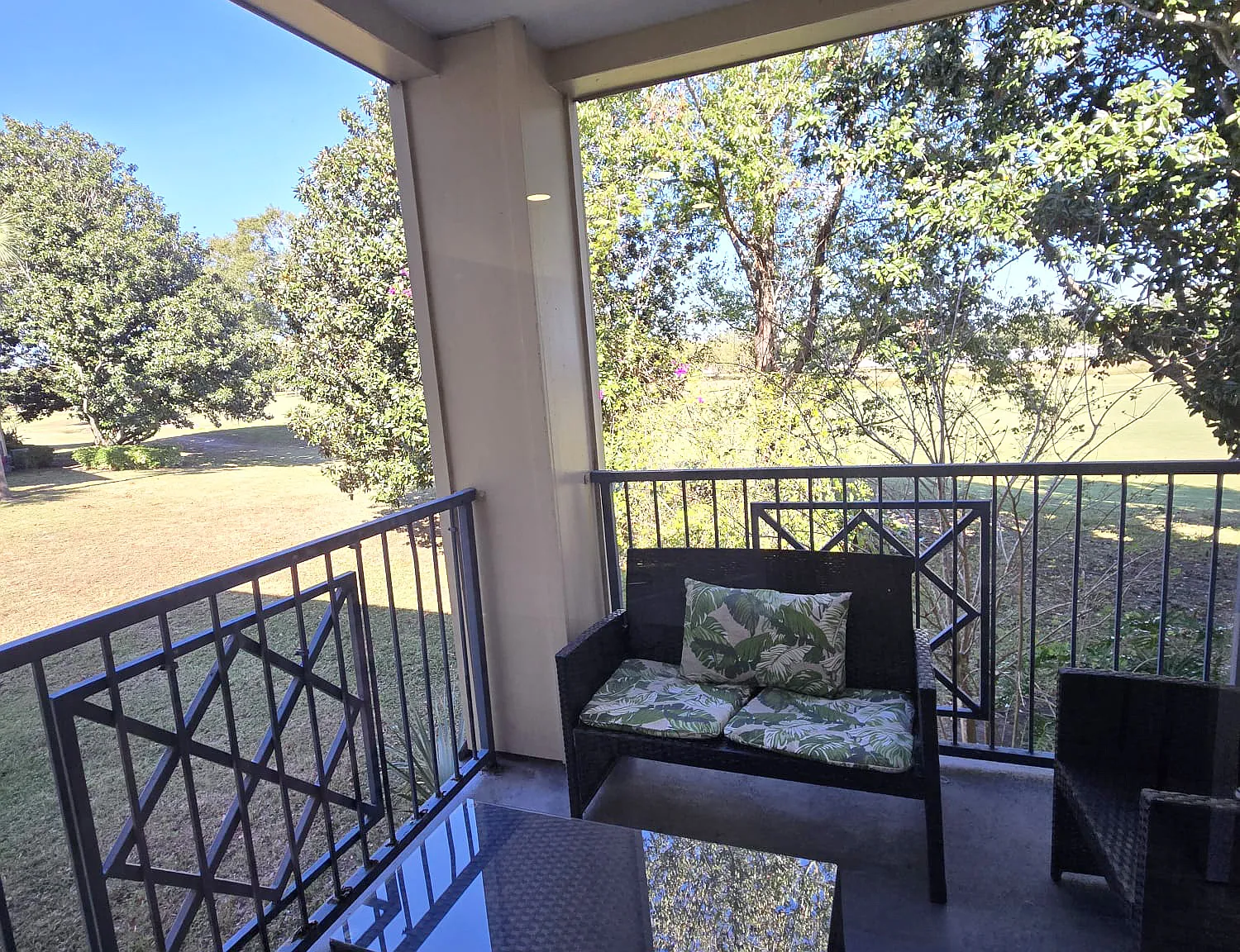2 bed, 1072 sqft, $3,000 — Photo 3
