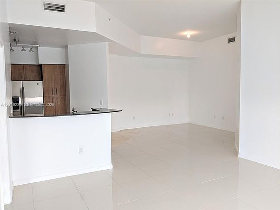 4th image of 7910 Harbor Island Dr APT 504