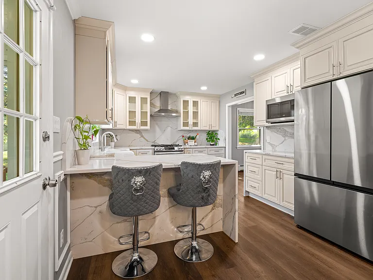 3250 Vista Dr — Photo 14