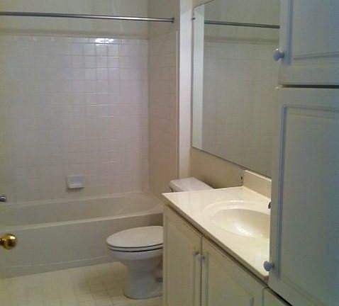4th image of 6990 Falls Reach Dr APT 304