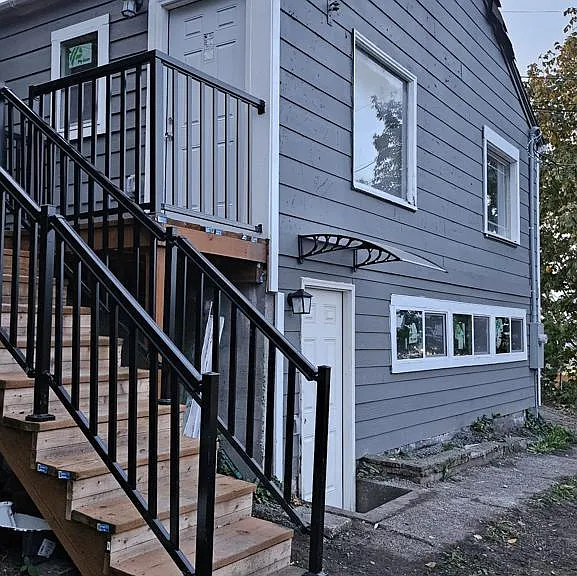 2911 E K St — Photo 1