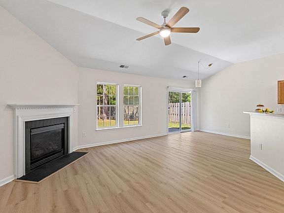 5th image of 281 Sweet Alyssum Dr