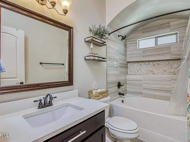 12133 Chapel Hill Rd — Photo 6