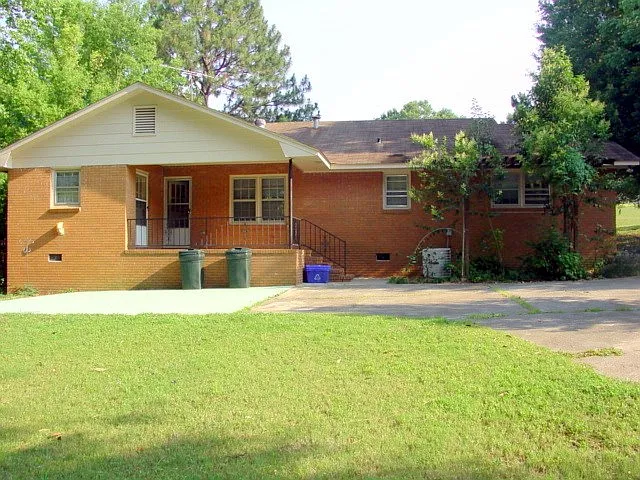 1915 Coventry Dr — Photo 20