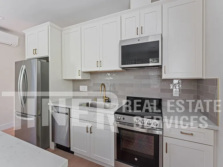 1314 Q St #4 — Photo 8