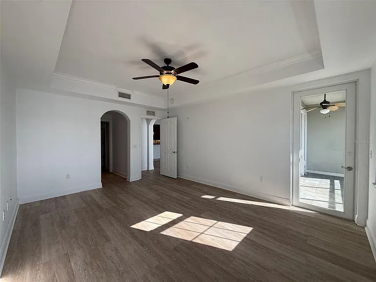 5116 Melbourne St #B-204 — Photo 15