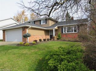 1871 Euston Dr, Mayfield Heights, OH 44124