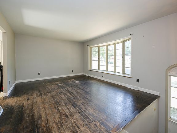 2nd image of 1731 Redstock Ave