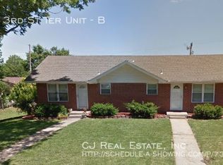 904 SE 3rd Ter, Lees Summit, MO 64063