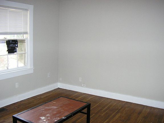2nd image of 1533 N Sunrise Dr