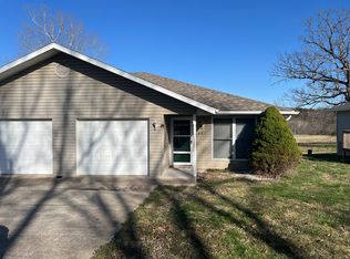 18755 3rd St, Hermitage, MO 65668