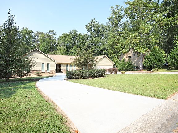 2nd image of 2209 Smoke Stone Cir
