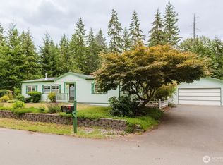 881 E Cedar Street, Belfair, WA 98528