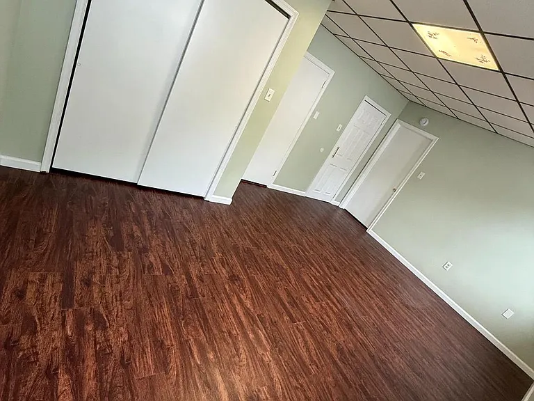132 E Main St #2 — Photo 11