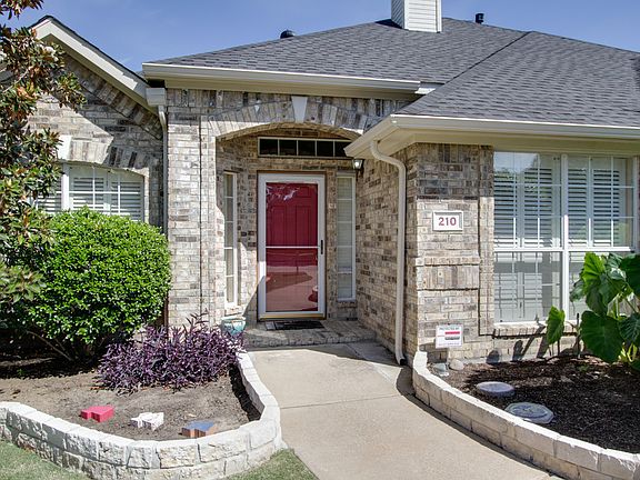 5th image of 210 Brittany Dr