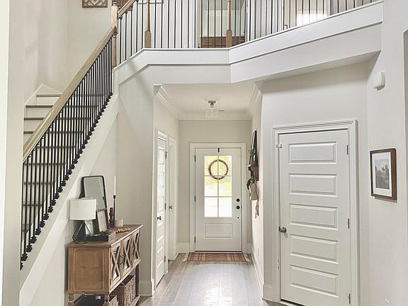 3rd image of 845 Berry Basket Dr