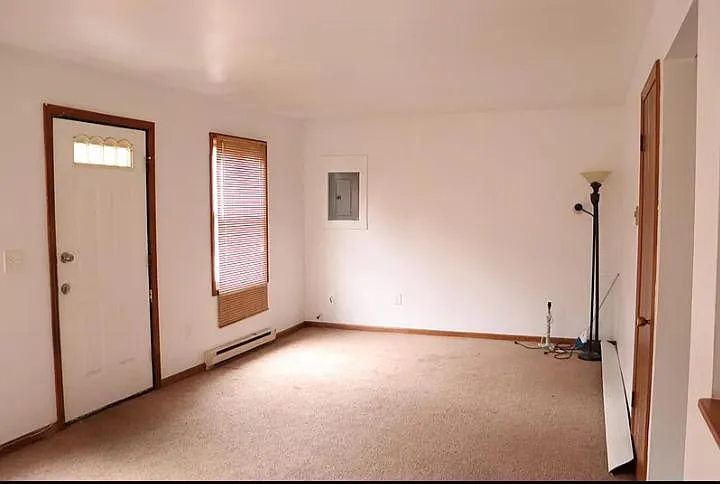 3 bed, 1025 sqft, $1,500 — Photo 4