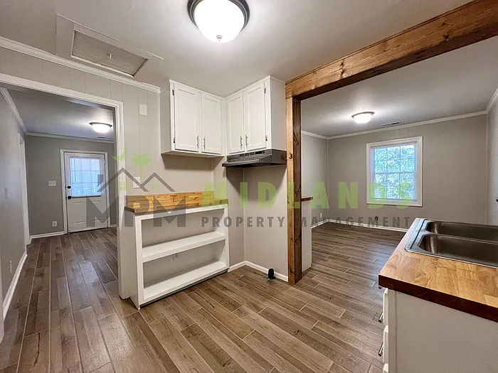 610 W Hampton Ave — Photo 14