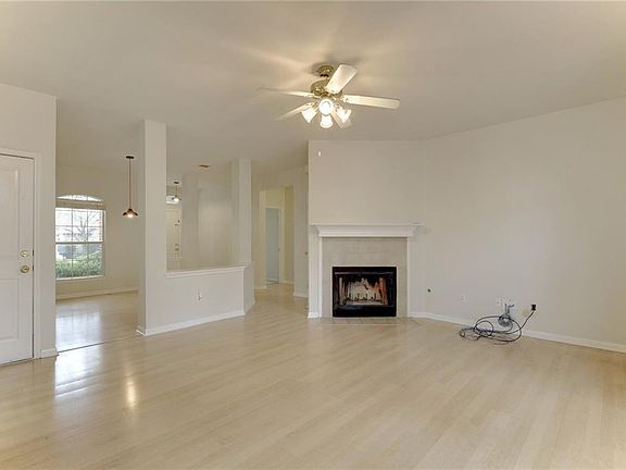 5th image of 8214 Broken Branch Dr