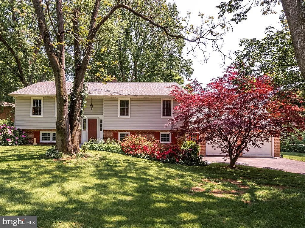 2727 Brookfield Rd photo 1