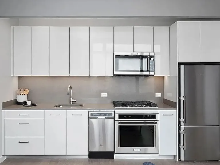 42 W 33rd St #15G — Photo 3