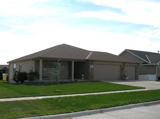1109 E 67th St, Kearney, NE 68847