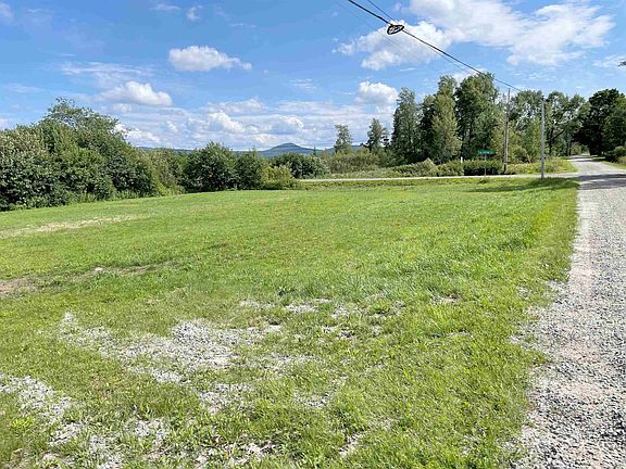 3rd image of Lake View Road
