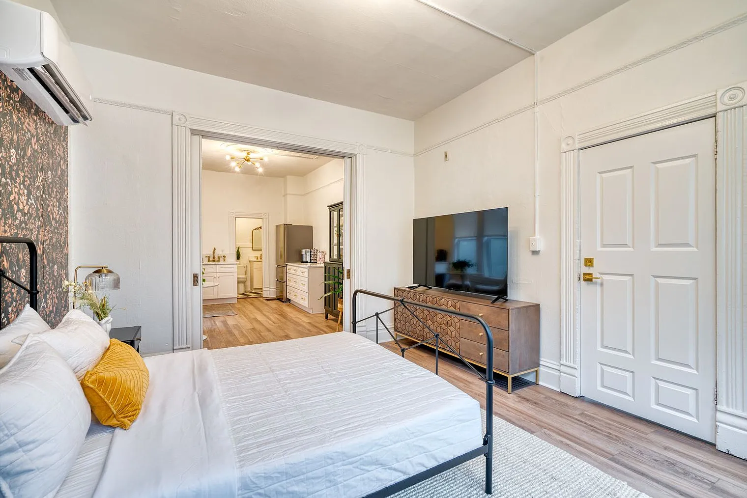 Studio, 1.0 bath, 495 sqft, $2,566 — Photo 4