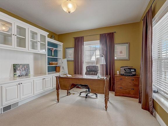 3rd image of 1220 Bongard Dr