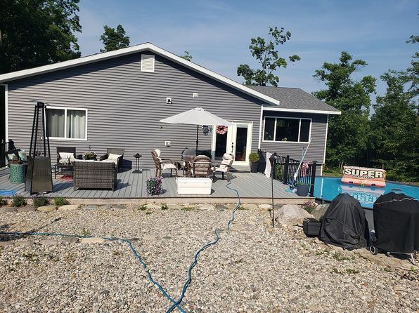 16758 Pleasant Valley Rd