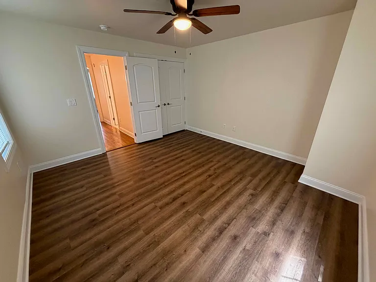Large Bedroom