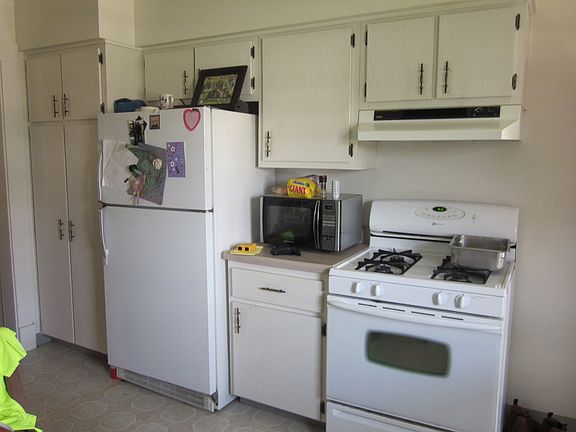 4th image of 125 Wynn St