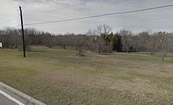5th image of 500 Furlong Dr