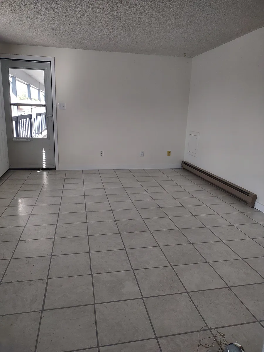 Building Photo - 216 Glenda Dr #6