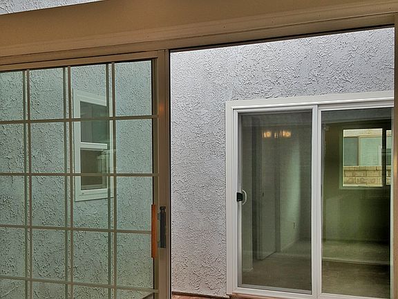 3rd image of 28075 Valcour Dr