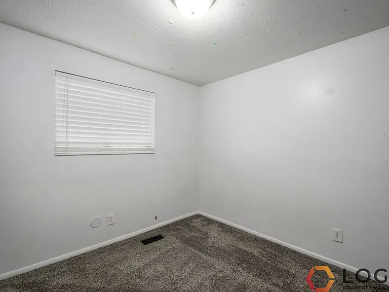 1655 N 1575 W #4 — Photo 18