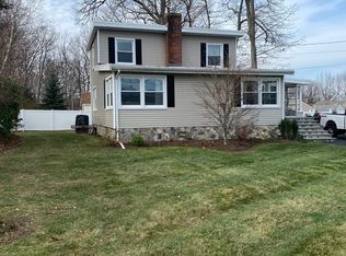 185 Chester St, Worcester, MA 01605