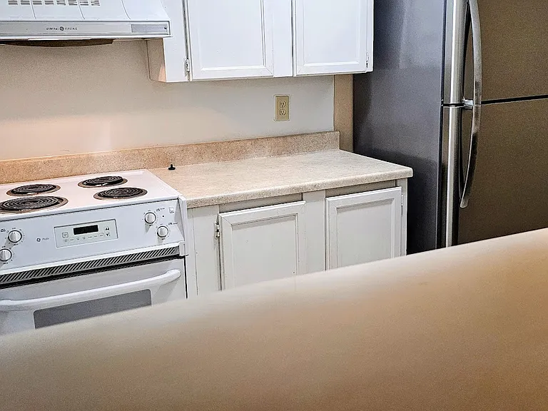 6722 S Lewis Ave — Photo 14