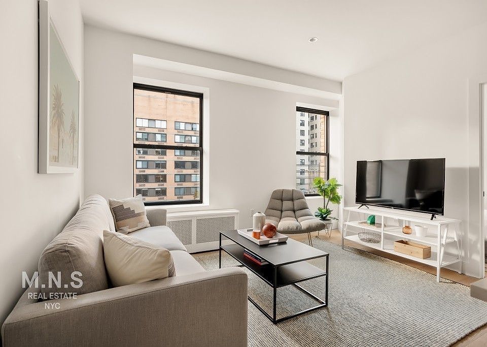 1st image of 230 W 97th St APT 4A