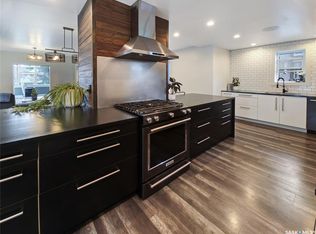 227 H Ave S, Saskatoon, SK S7M1W1