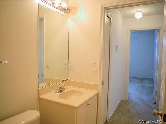 4th image of 6104 NW 114th Pl APT 213