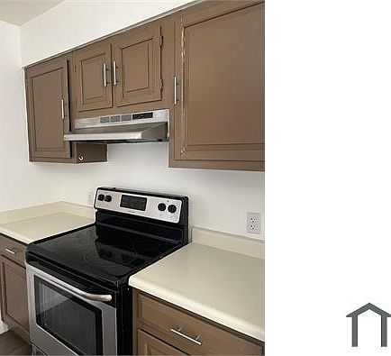 5th image of 1725 Stewart Ave APT 4