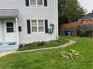 896 Pearl Harbor St, Bridgeport, CT 06610