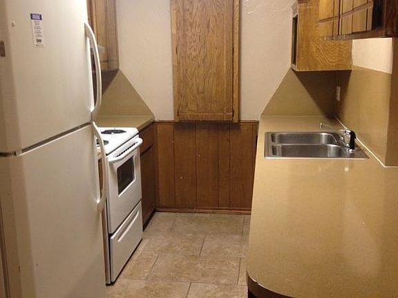 4th image of 4010 NW Ozmun Ave APT D